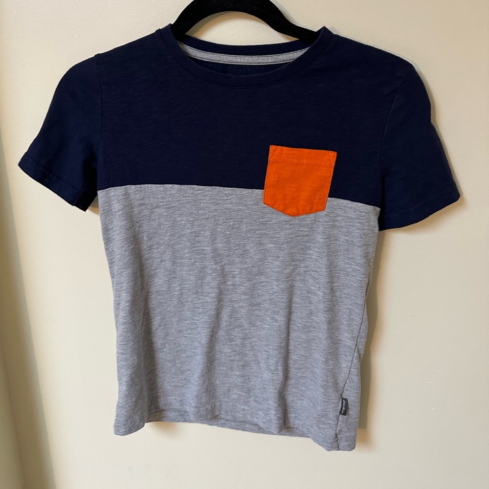 Eddie Bauer Boy Short Sleeves Shirts Size (7/8)